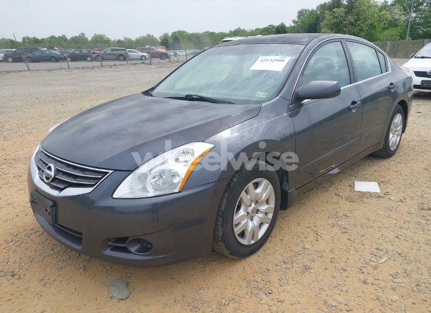 Photo 2 of 2010 Nissan Altima 2.5 S (VIN 1N4AL2AP0AC183814)