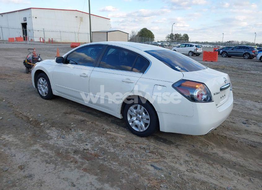 Photo 3 of 2010 Nissan Altima 2.5 (VIN 1N4AL2AP0AN400721)