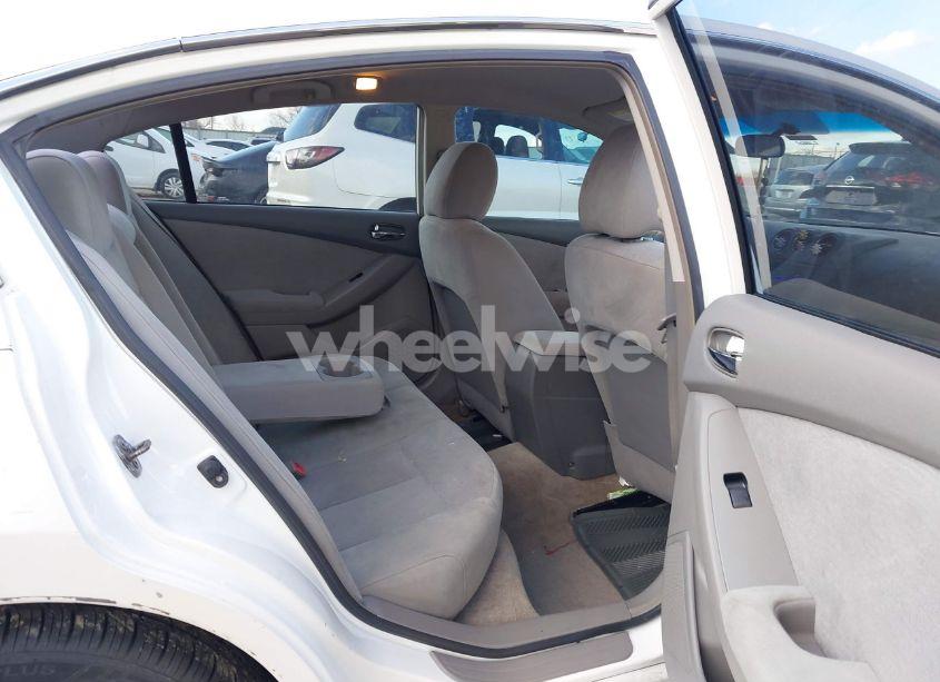 Photo 8 of 2010 Nissan Altima 2.5 (VIN 1N4AL2AP0AN400721)