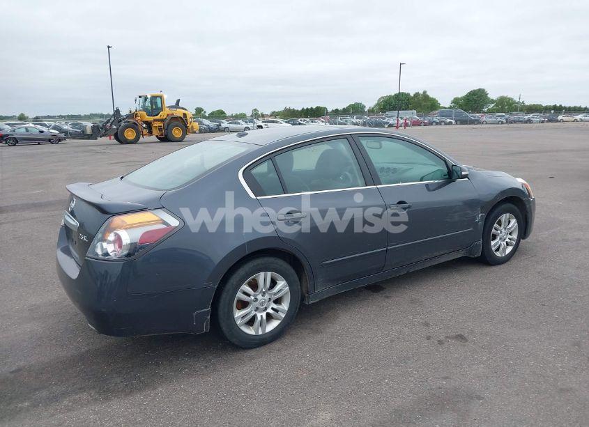 Photo 4 of 2010 Nissan Altima 2.5 S (VIN 1N4AL2AP0AN420130)