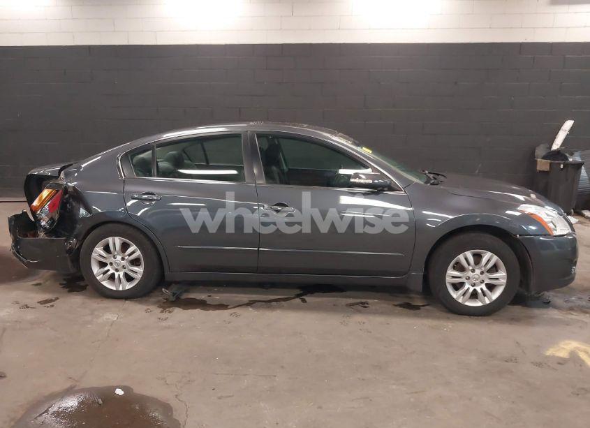 Photo 13 of 2010 Nissan Altima 2.5 S (VIN 1N4AL2AP0AN425781)