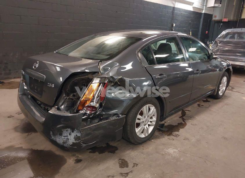 Photo 4 of 2010 Nissan Altima 2.5 S (VIN 1N4AL2AP0AN425781)