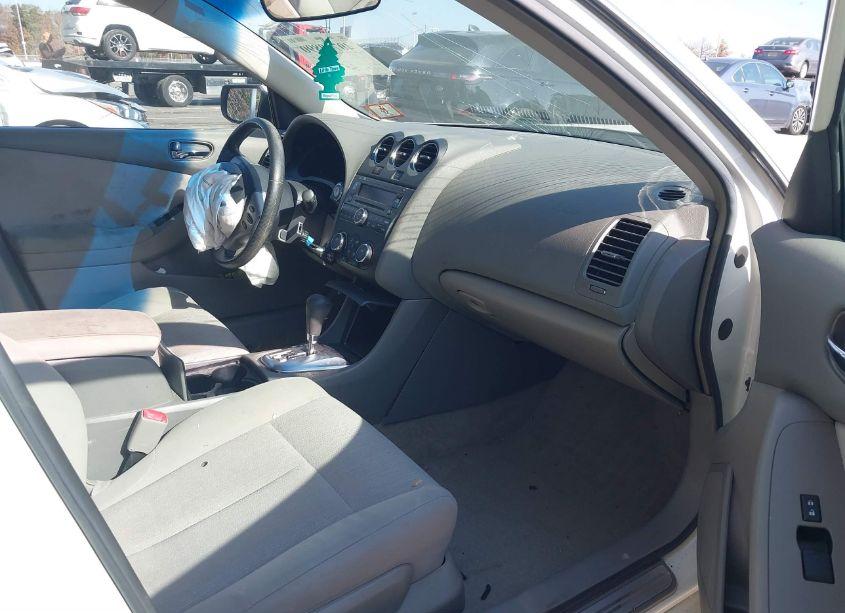 Photo 5 of 2010 Nissan Altima 2.5 (VIN 1N4AL2AP0AN500639)