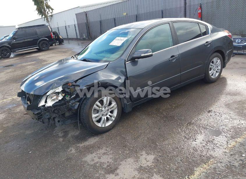 Photo 2 of 2010 Nissan Altima 2.5 S (VIN 1N4AL2AP0AN527047)