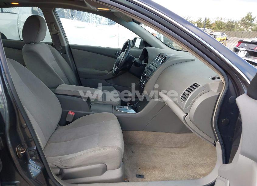 Photo 5 of 2010 Nissan Altima 2.5 S (VIN 1N4AL2AP0AN527047)