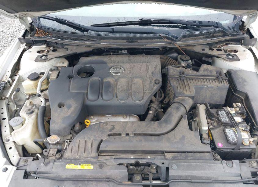 Photo 10 of 2010 Nissan Altima 2.5 S (VIN 1N4AL2AP0AN552949)