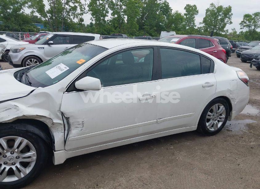 Photo 14 of 2011 Nissan Altima 2.5 S (VIN 1N4AL2AP0BC143279)