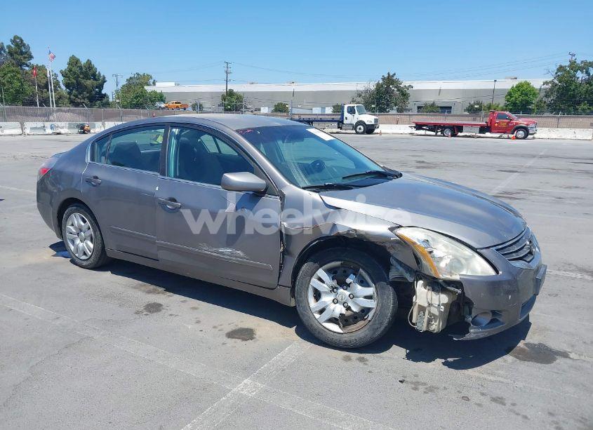 2011 Nissan Altima 2.5 S (VIN 1N4AL2AP0BC174161) main photo