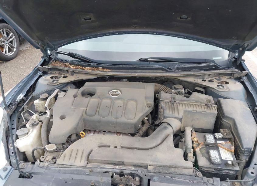 Photo 10 of 2011 Nissan Altima 2.5 S (VIN 1N4AL2AP0BC182017)