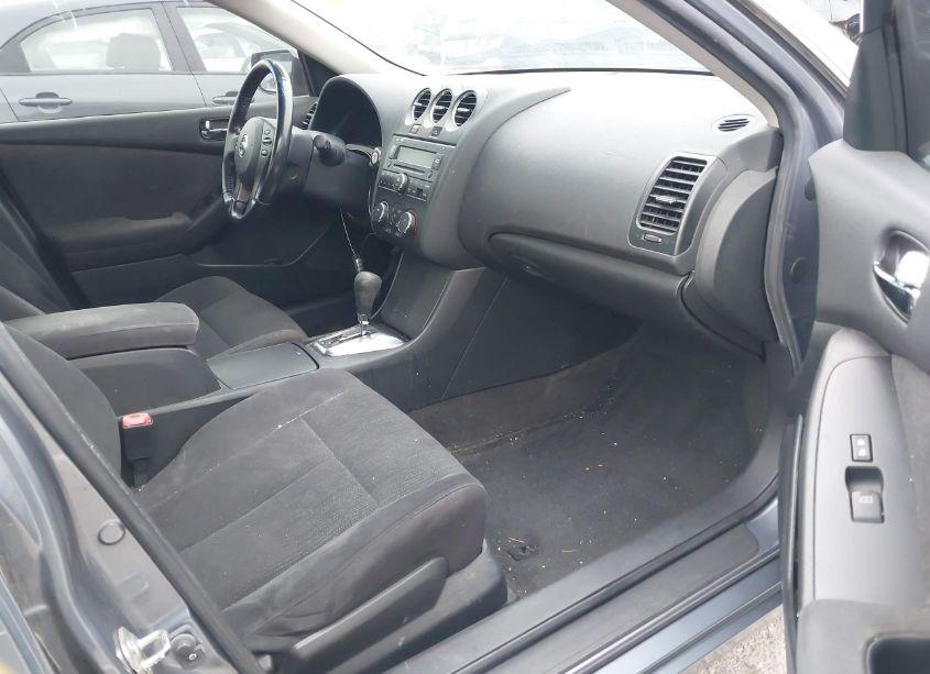 Photo 5 of 2011 Nissan Altima 2.5 S (VIN 1N4AL2AP0BC182017)