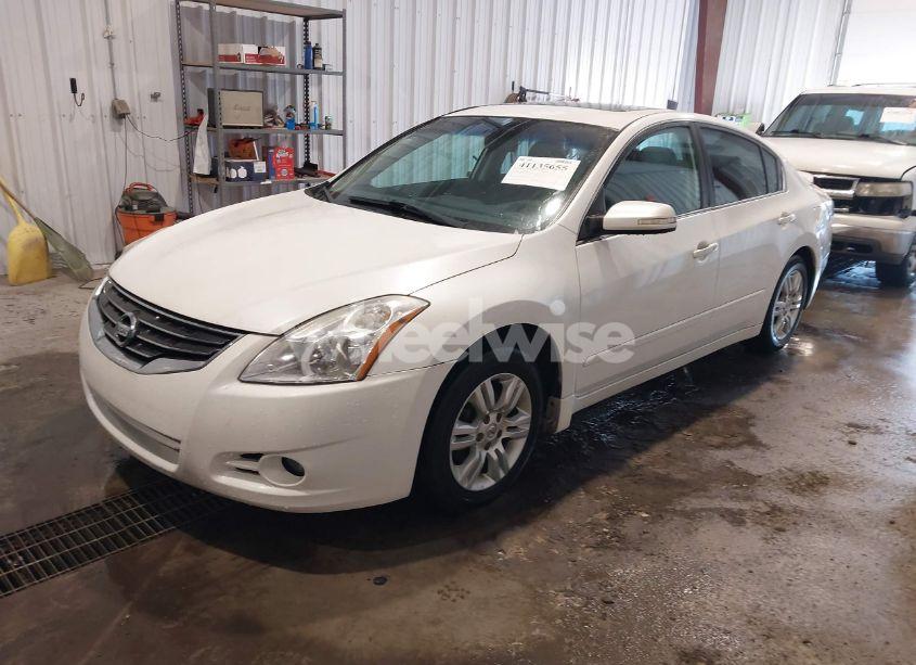 Photo 2 of 2011 Nissan Altima 2.5 S (VIN 1N4AL2AP0BN428584)