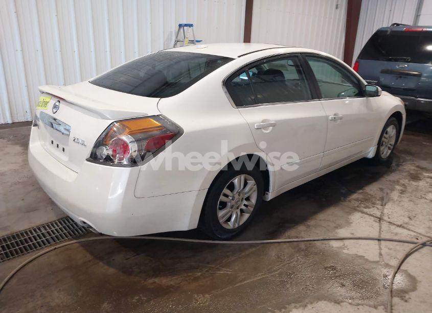Photo 4 of 2011 Nissan Altima 2.5 S (VIN 1N4AL2AP0BN428584)