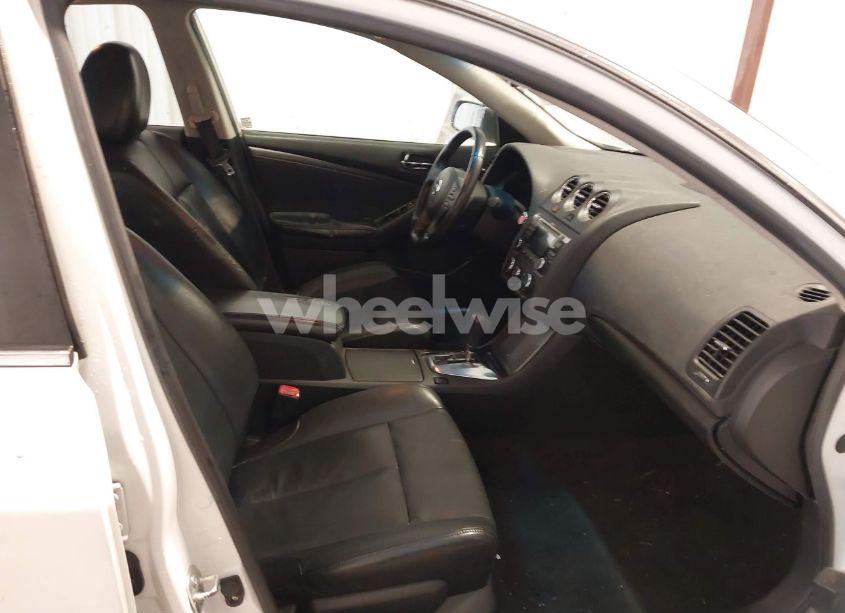 Photo 5 of 2011 Nissan Altima 2.5 S (VIN 1N4AL2AP0BN428584)