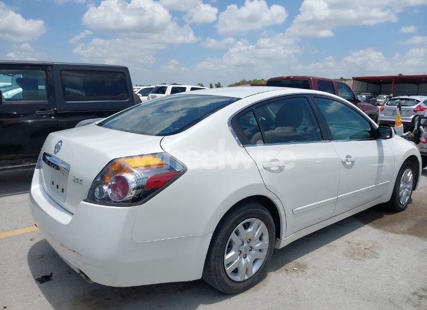 Photo 4 of 2011 Nissan Altima 2.5 S (VIN 1N4AL2AP0BN446003)