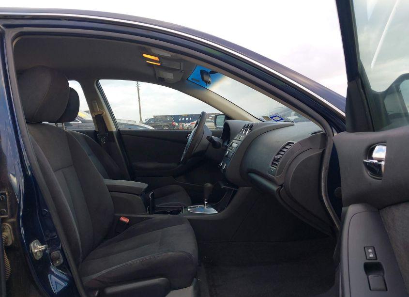 Photo 5 of 2011 Nissan Altima 2.5 S (VIN 1N4AL2AP0BN467367)