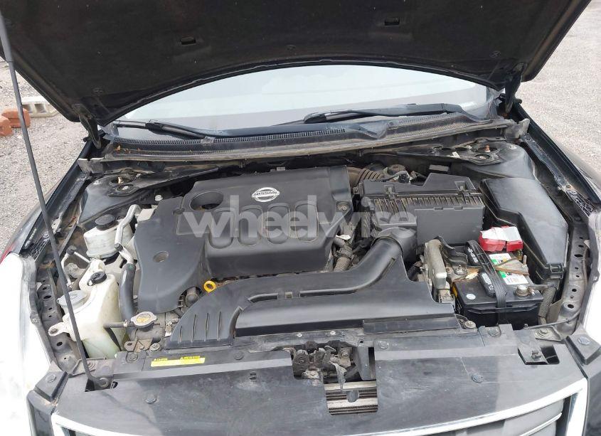 Photo 10 of 2011 Nissan Altima 2.5 S (VIN 1N4AL2AP0BN470818)