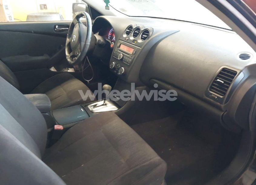 Photo 5 of 2011 Nissan Altima 2.5 S (VIN 1N4AL2AP0BN478403)