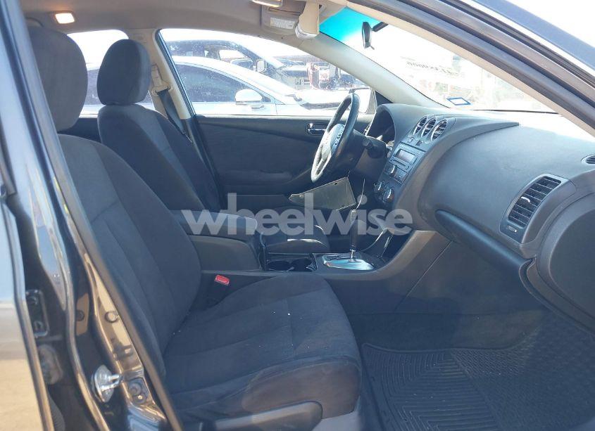 Photo 5 of 2011 Nissan Altima 2.5 S (VIN 1N4AL2AP0BN487442)