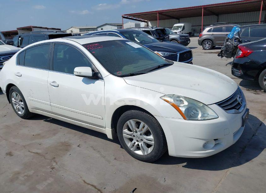 2011 Nissan Altima 2.5 S (VIN 1N4AL2AP0BN490549) main photo