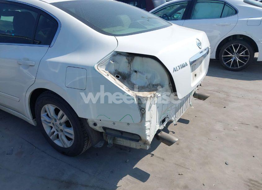 Photo 13 of 2011 Nissan Altima 2.5 S (VIN 1N4AL2AP0BN490549)