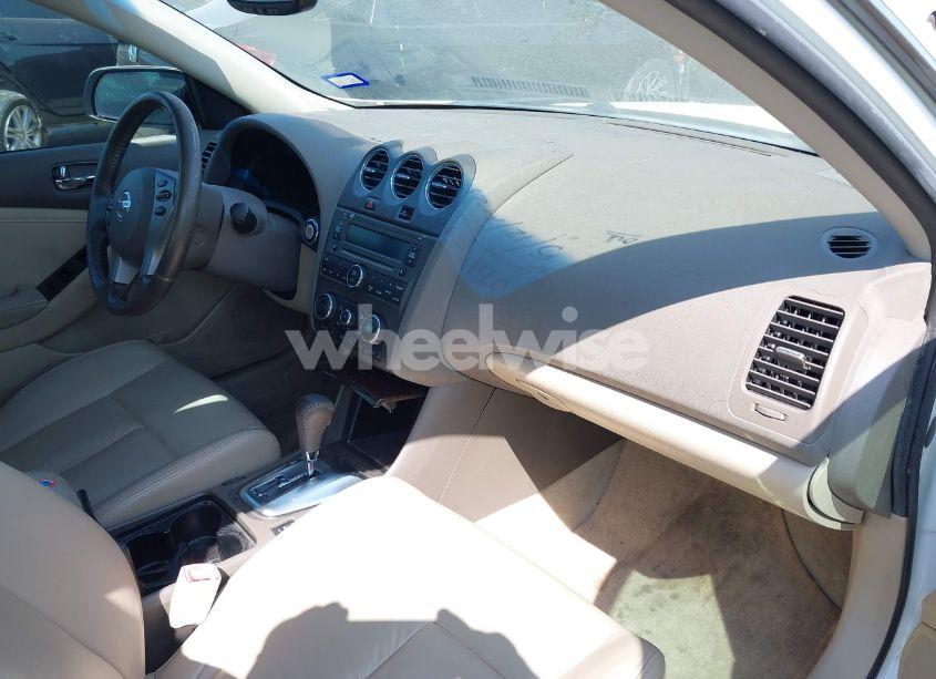 Photo 5 of 2011 Nissan Altima 2.5 S (VIN 1N4AL2AP0BN490549)