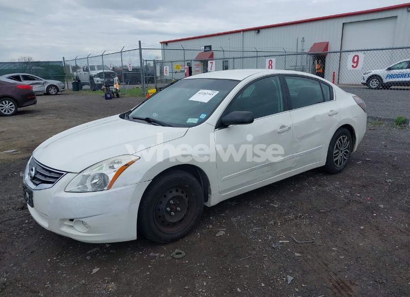 Photo 2 of 2012 Nissan Altima 2.5 S (VIN 1N4AL2AP0CN437562)