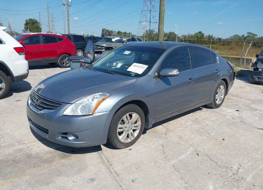 Photo 2 of 2010 Nissan Altima 2.5 S (VIN 1N4AL2AP1AC109348)