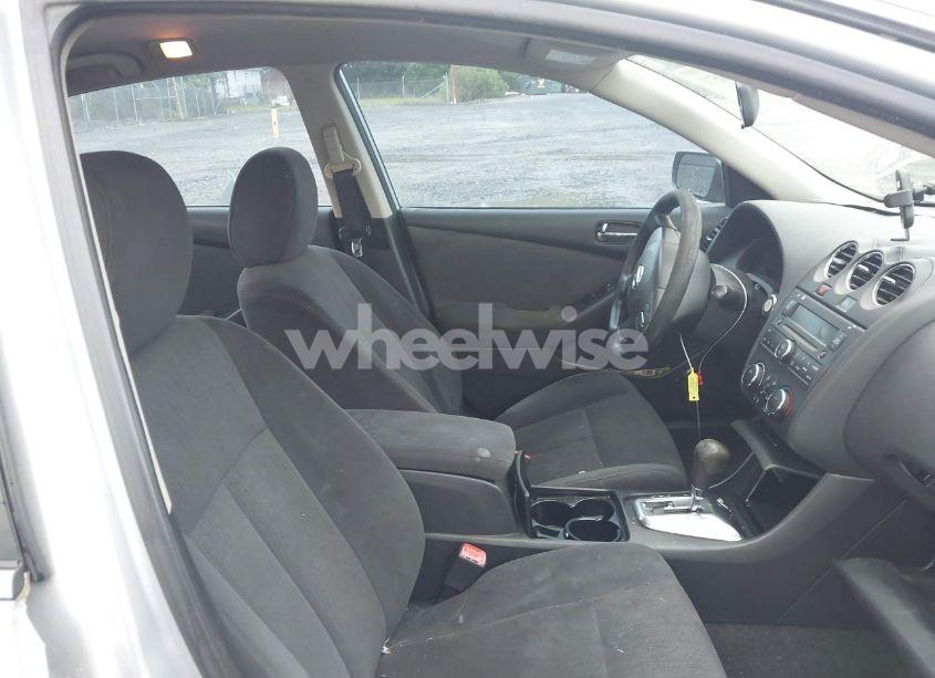 Photo 5 of 2010 Nissan Altima 2.5 S (VIN 1N4AL2AP1AC187595)