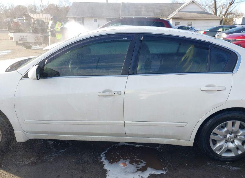 Photo 14 of 2010 Nissan Altima 2.5 S (VIN 1N4AL2AP1AN419150)