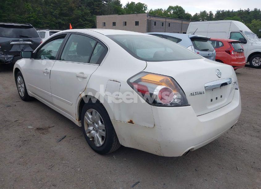 Photo 3 of 2010 Nissan Altima 2.5 S (VIN 1N4AL2AP1AN439740)