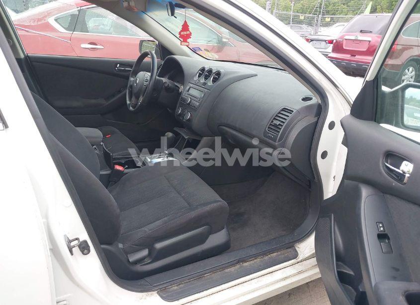 Photo 5 of 2010 Nissan Altima 2.5 S (VIN 1N4AL2AP1AN439740)