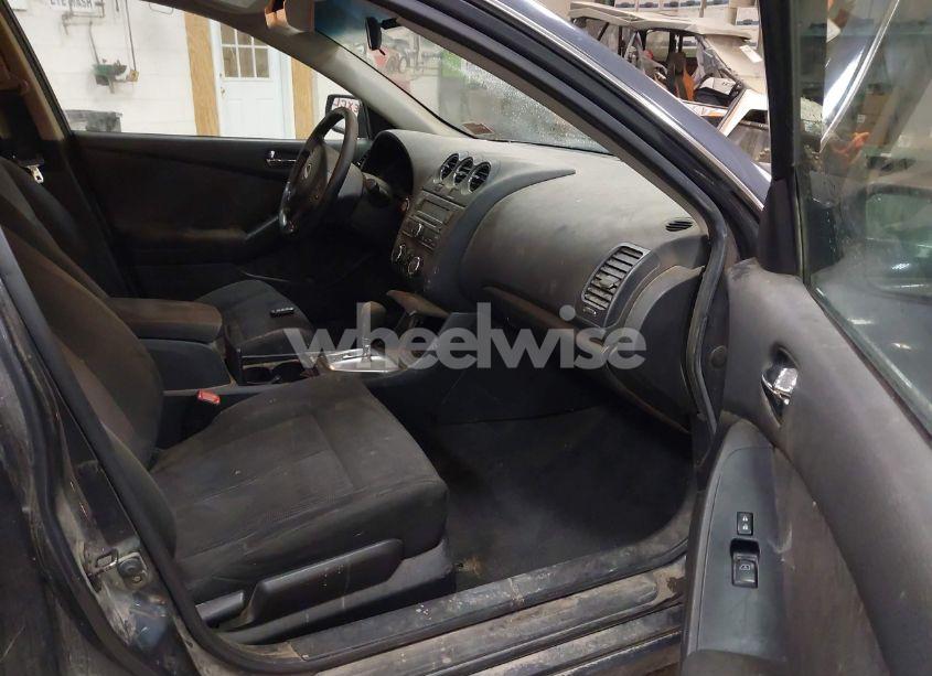 Photo 5 of 2010 Nissan Altima 2.5 S (VIN 1N4AL2AP1AN456991)