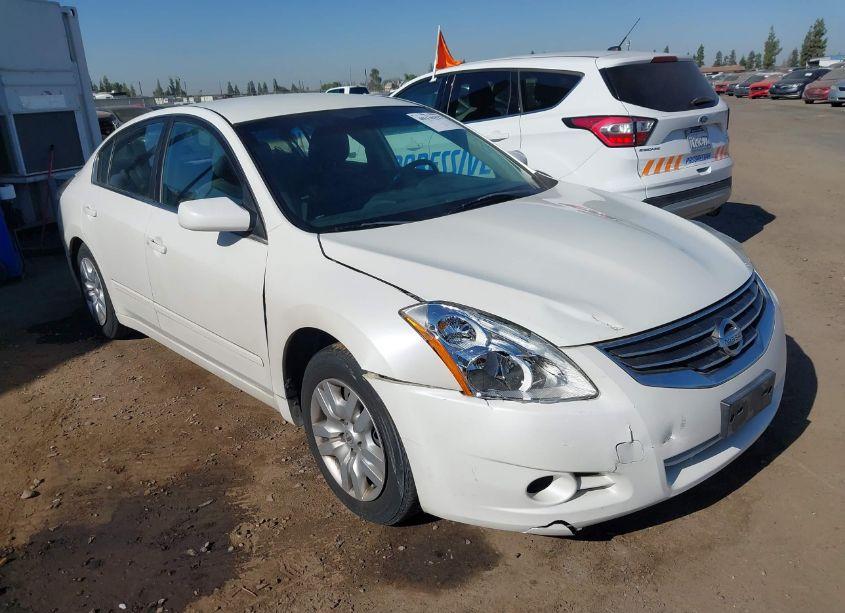 2010 Nissan Altima 2.5 S (VIN 1N4AL2AP1AN470924) main photo