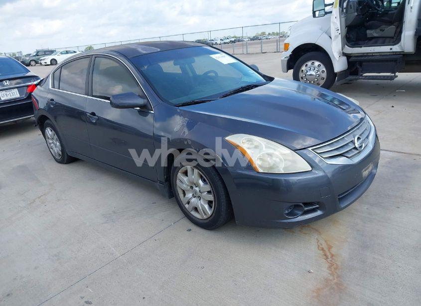 2010 Nissan Altima 2.5 S (VIN 1N4AL2AP1AN476903) main photo