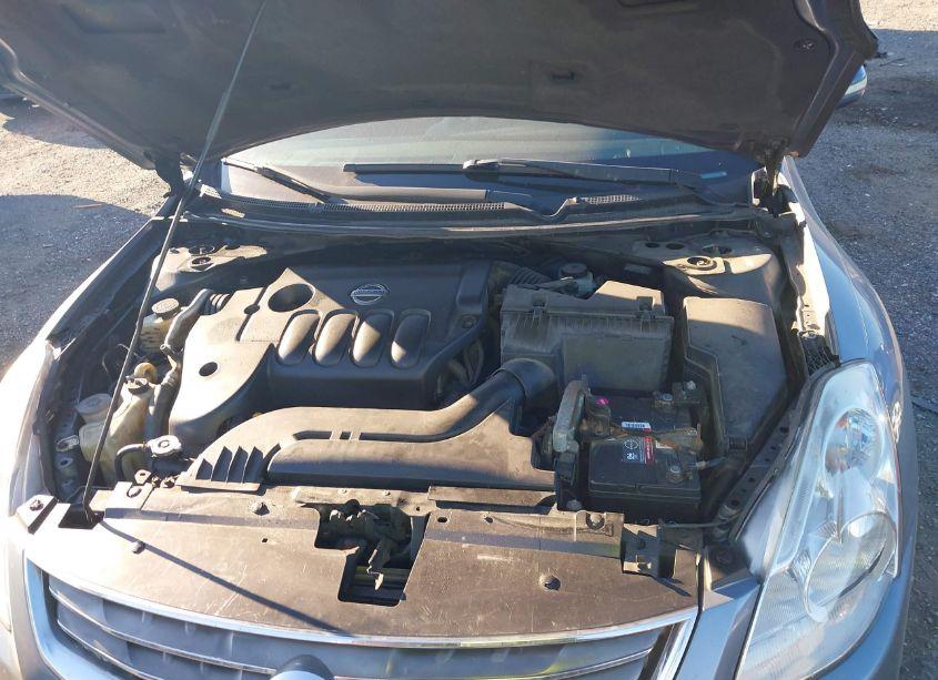 Photo 10 of 2010 Nissan Altima 2.5 S (VIN 1N4AL2AP1AN503713)