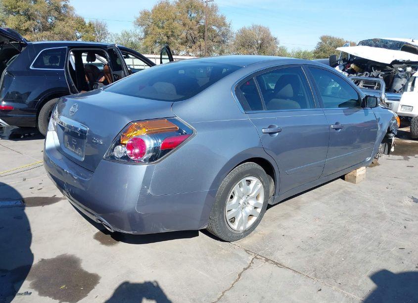 Photo 4 of 2010 Nissan Altima 2.5 S (VIN 1N4AL2AP1AN516266)