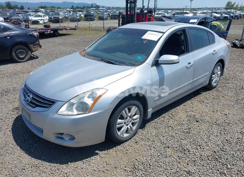 Photo 2 of 2010 Nissan Altima 2.5 S (VIN 1N4AL2AP1AN520396)