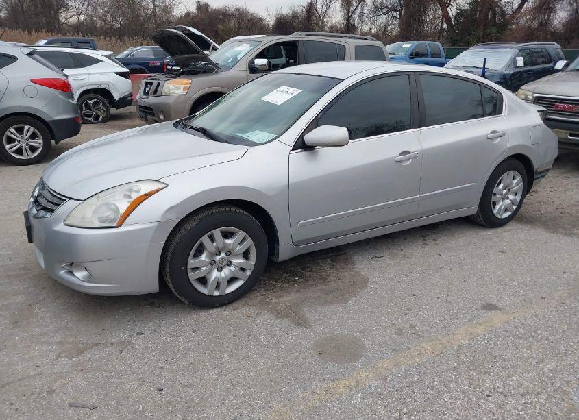 Photo 2 of 2011 Nissan Altima 2.5 (VIN 1N4AL2AP1BC105804)