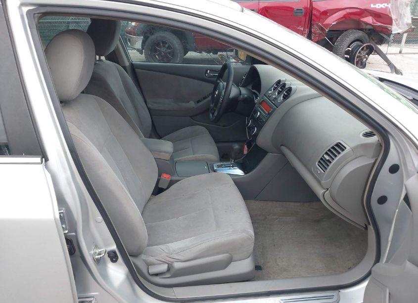 Photo 5 of 2011 Nissan Altima 2.5 (VIN 1N4AL2AP1BC105804)