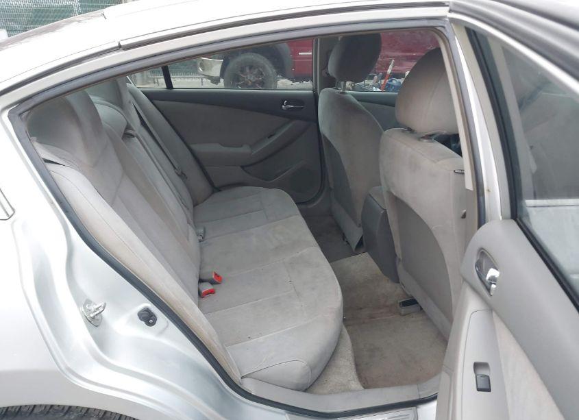 Photo 8 of 2011 Nissan Altima 2.5 (VIN 1N4AL2AP1BC105804)