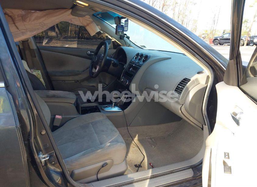 Photo 5 of 2011 Nissan Altima 2.5 (VIN 1N4AL2AP1BC109318)