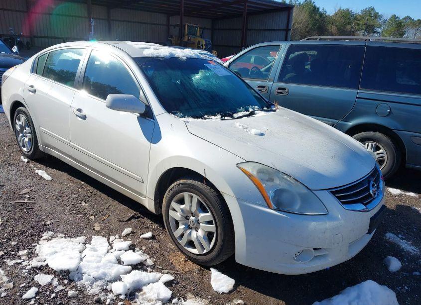 2011 Nissan Altima 2.5 S (VIN 1N4AL2AP1BC156963) main photo