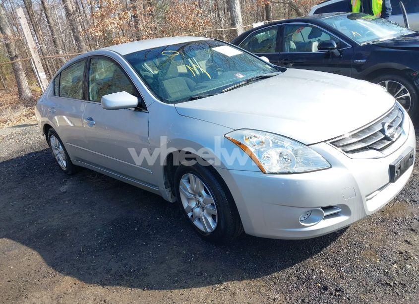 2011 Nissan Altima 2.5 S (VIN 1N4AL2AP1BC177960) main photo