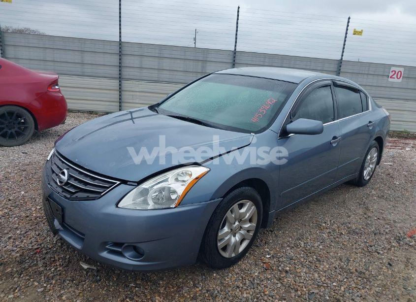 Photo 2 of 2011 Nissan Altima 2.5 S (VIN 1N4AL2AP1BC178106)