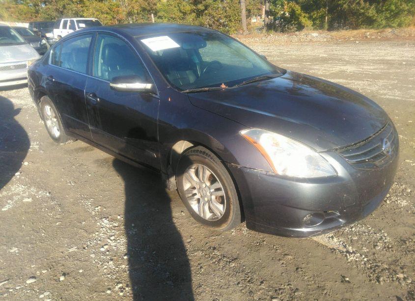 2011 Nissan Altima 2.5 S (VIN 1N4AL2AP1BN404018) main photo