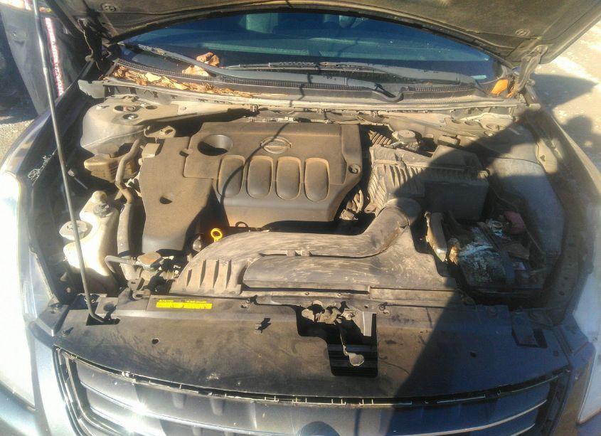 Photo 10 of 2011 Nissan Altima 2.5 S (VIN 1N4AL2AP1BN404018)