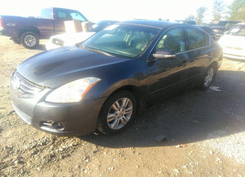Photo 2 of 2011 Nissan Altima 2.5 S (VIN 1N4AL2AP1BN404018)