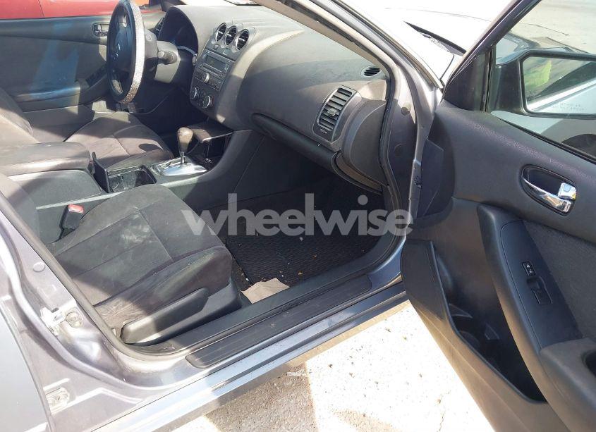 Photo 5 of 2011 Nissan Altima 2.5 S (VIN 1N4AL2AP1BN464302)