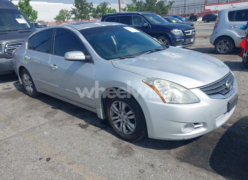 2011 Nissan Altima 2.5 S (VIN 1N4AL2AP1BN482797) main photo