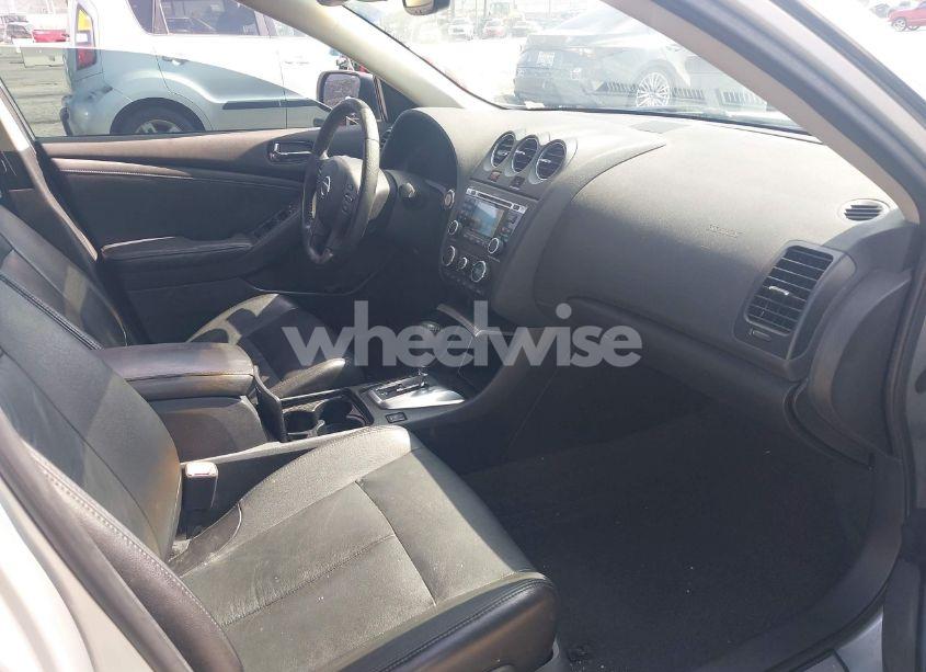 Photo 5 of 2011 Nissan Altima 2.5 S (VIN 1N4AL2AP1BN482797)